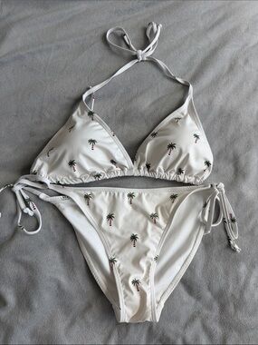 White Palm-Print Triangle Bikini Set - Women